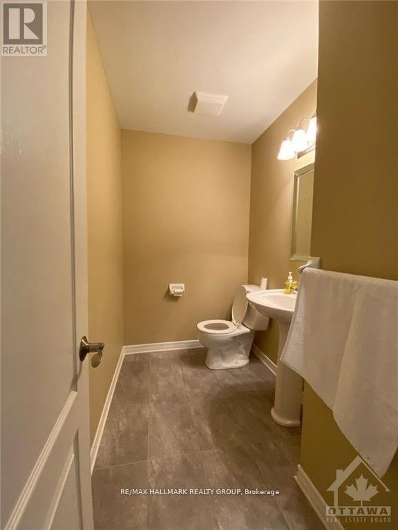 50 BELLINGHAM PLACE - Photo 8