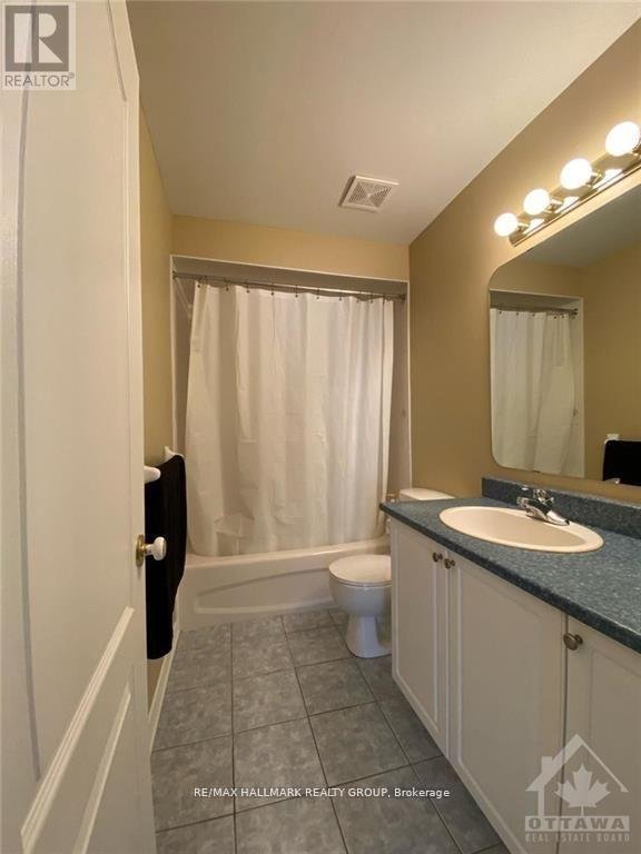 50 BELLINGHAM PLACE - Photo 18