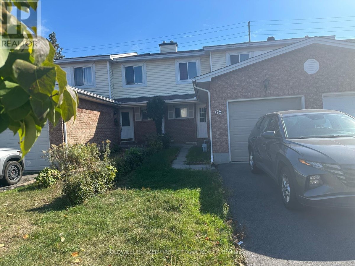 68 BURLINGTON CRESCENT - Photo 1