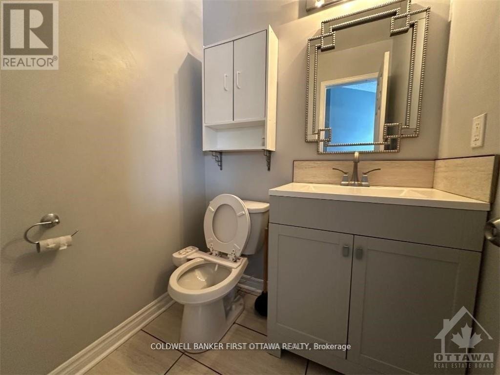 68 BURLINGTON CRESCENT - Photo 7