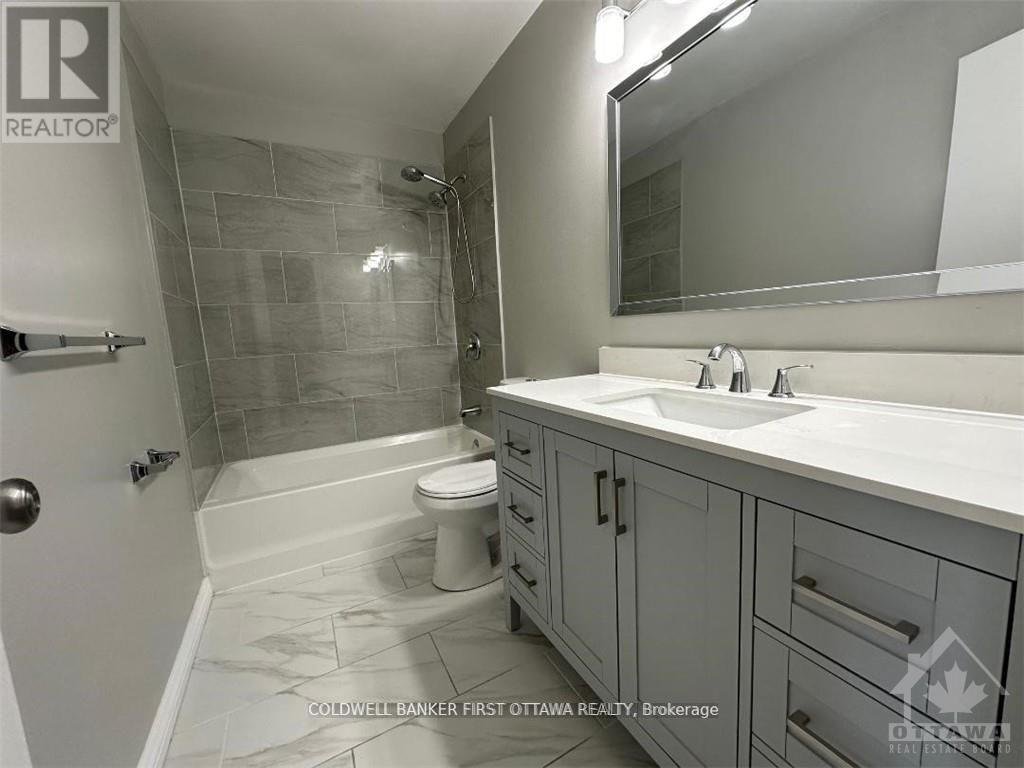 68 BURLINGTON CRESCENT - Photo 13