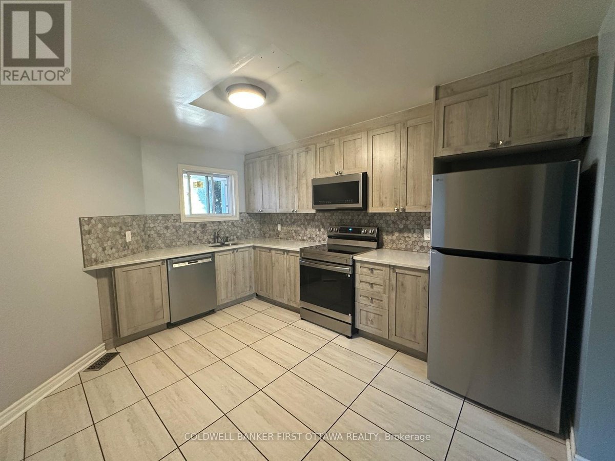 68 BURLINGTON CRESCENT - Photo 20