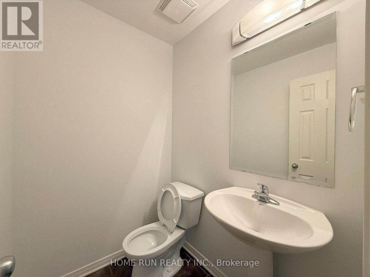 128 SORENTO STREET - Photo 4