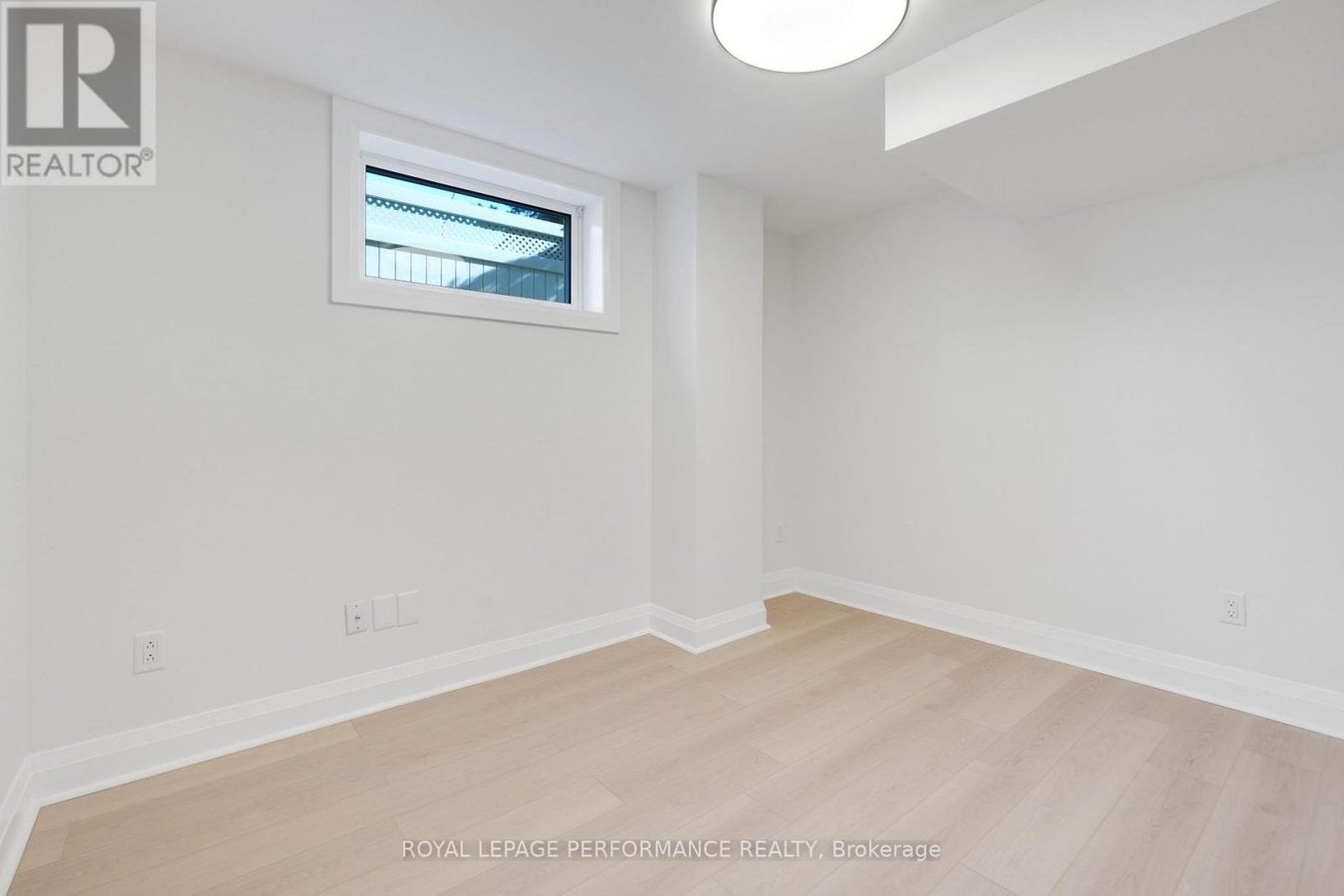1820 APPLEFORD STREET - Photo 12