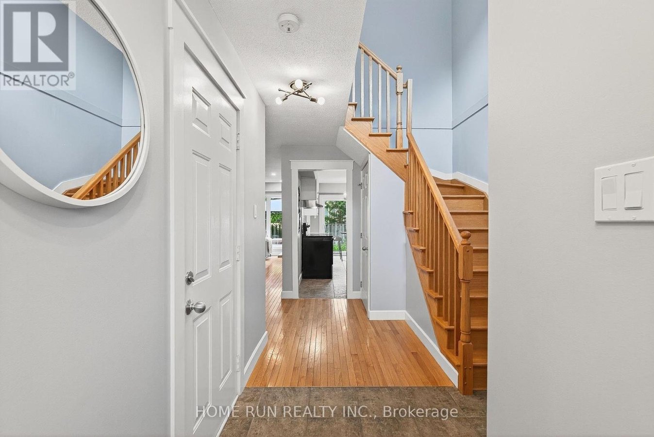 19 HARRINGTON COURT - Photo 3