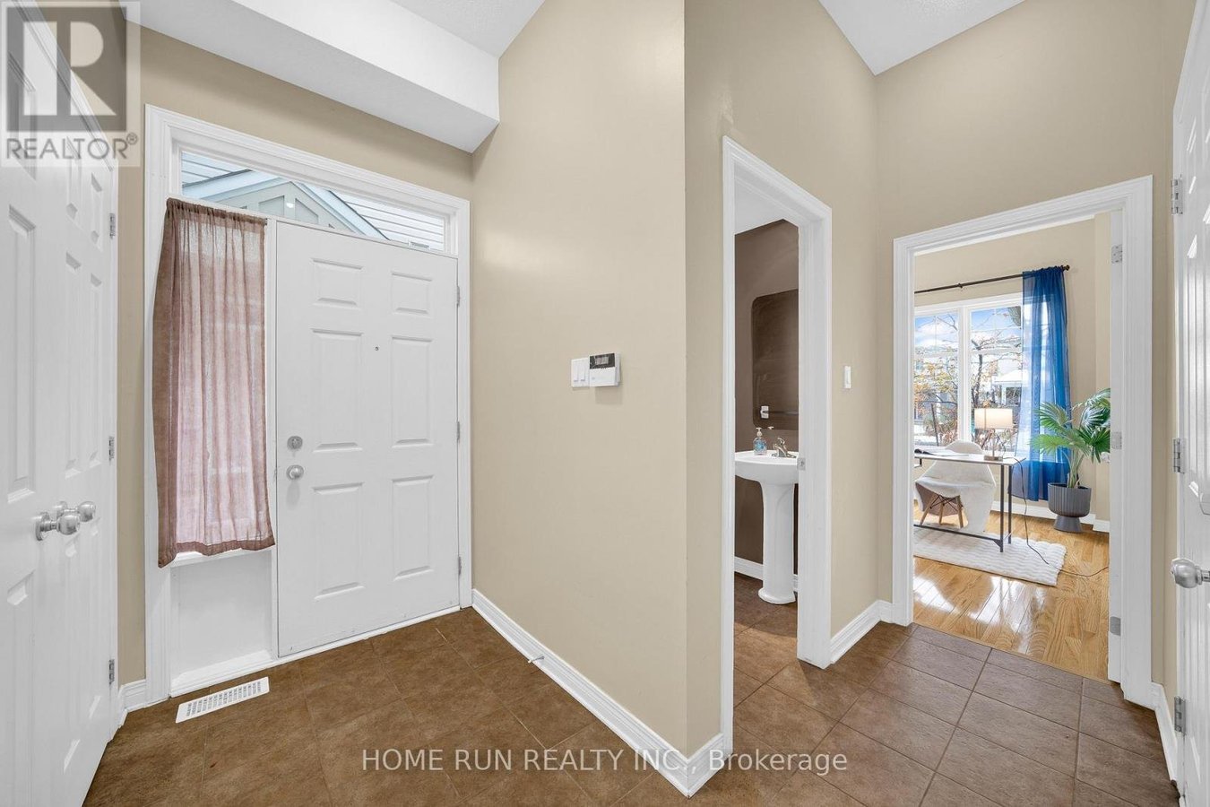 517 DEVONWOOD CIRCLE - Photo 4