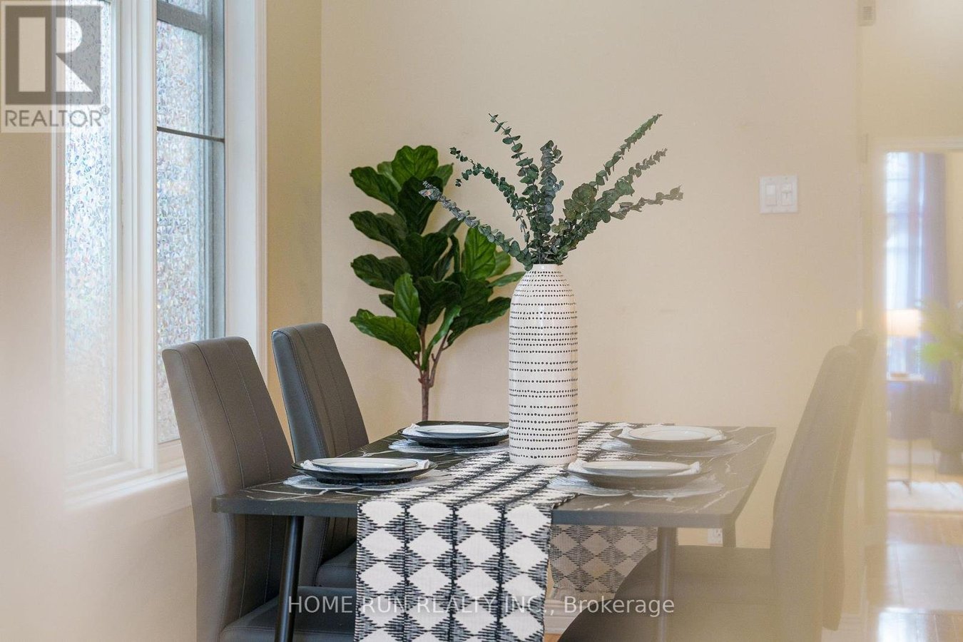 517 DEVONWOOD CIRCLE - Photo 11