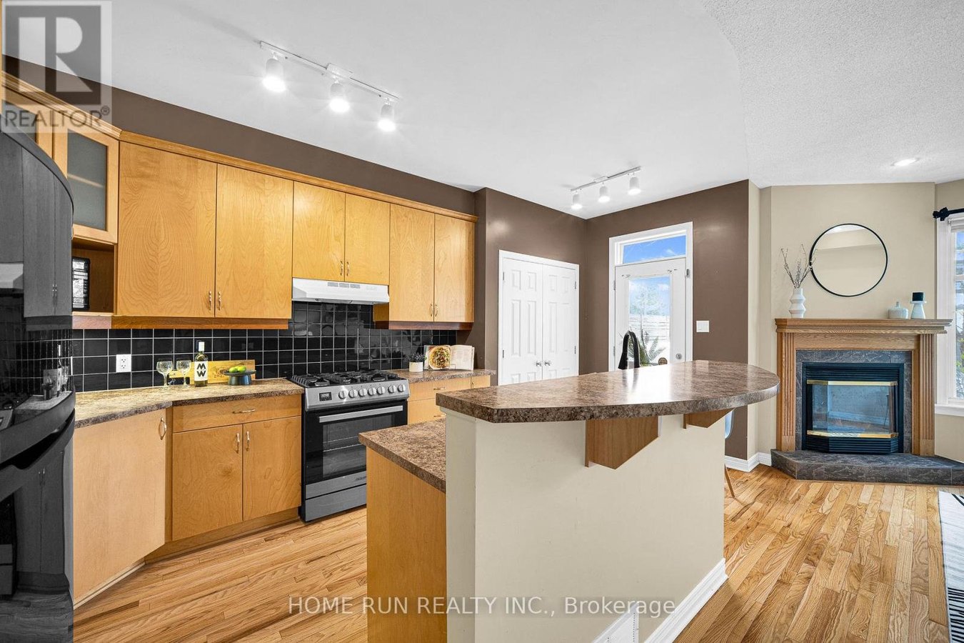 517 DEVONWOOD CIRCLE - Photo 14