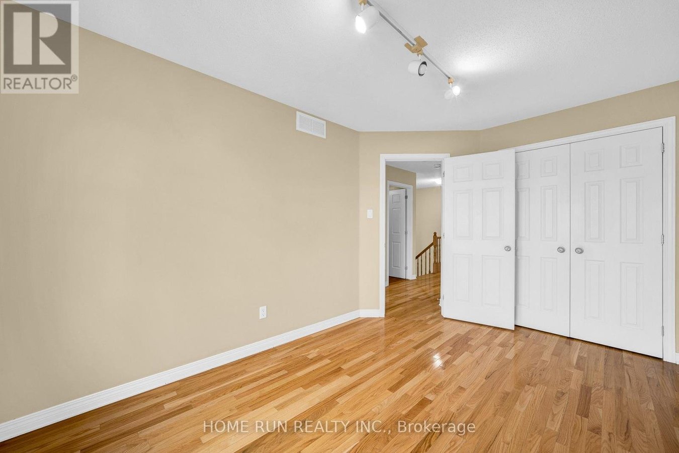 517 DEVONWOOD CIRCLE - Photo 31
