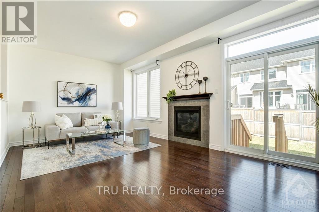 23 MERRILL STREET - Photo 3