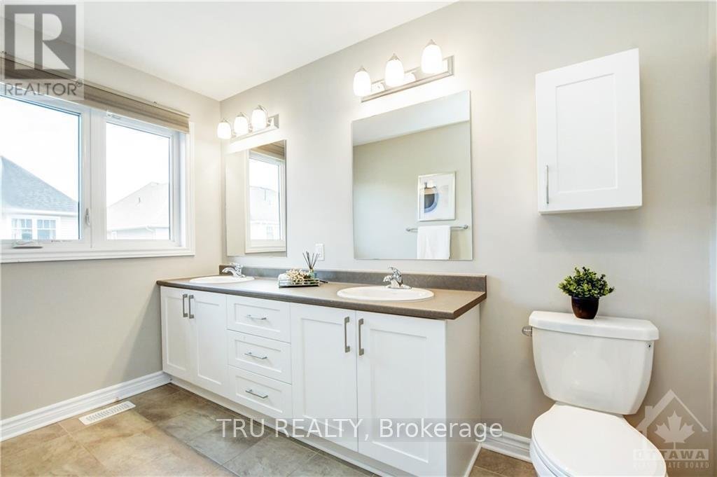 23 MERRILL STREET - Photo 18
