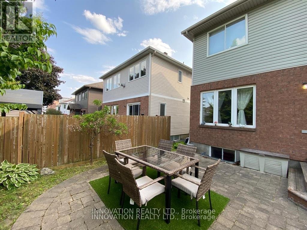 11 CEDAR PARK STREET - Photo 32