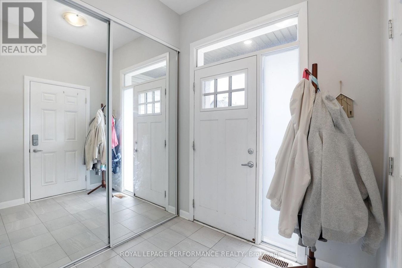 318 GUPPY GROVE - Photo 6