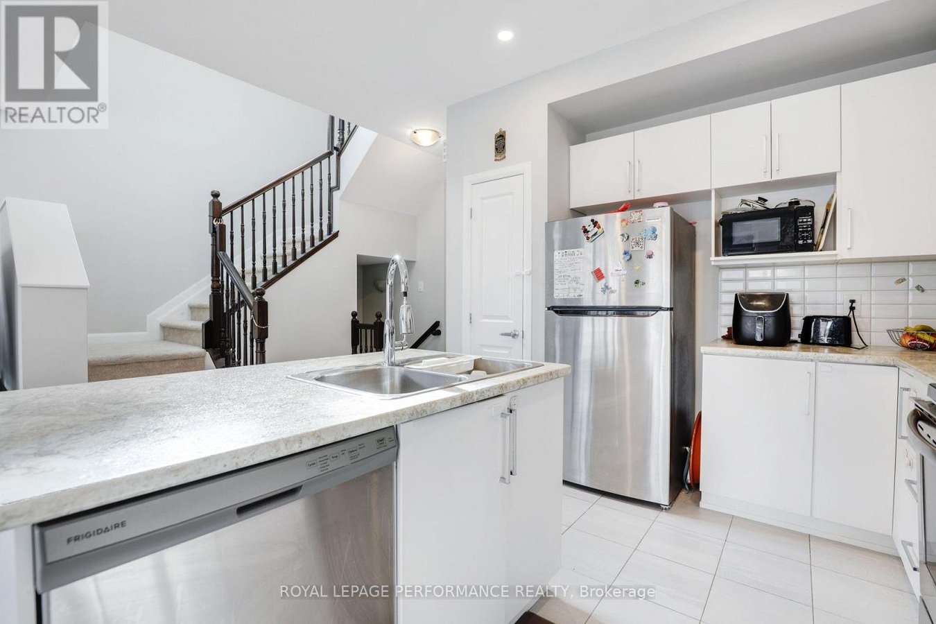 318 GUPPY GROVE - Photo 12
