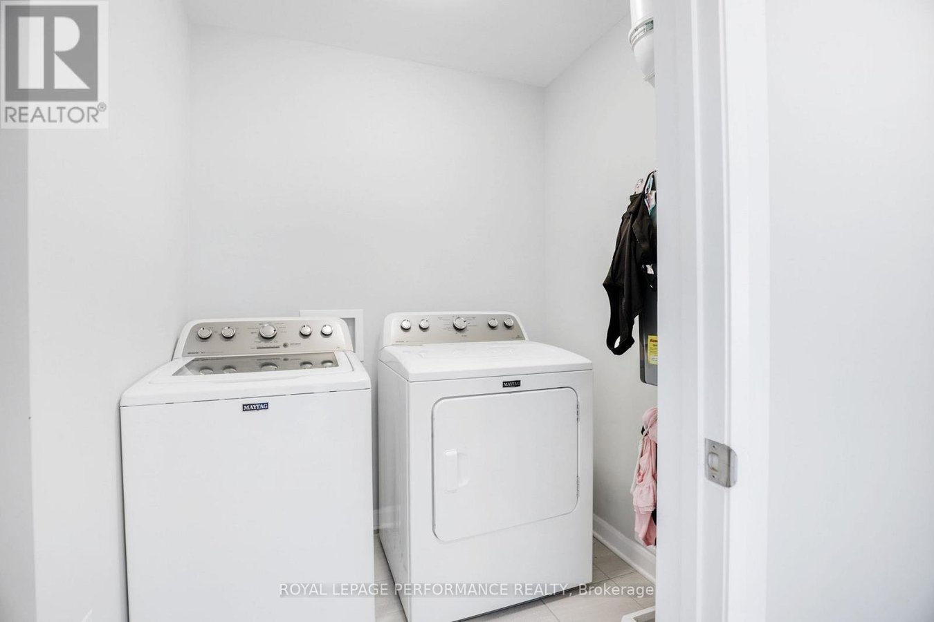 318 GUPPY GROVE - Photo 27