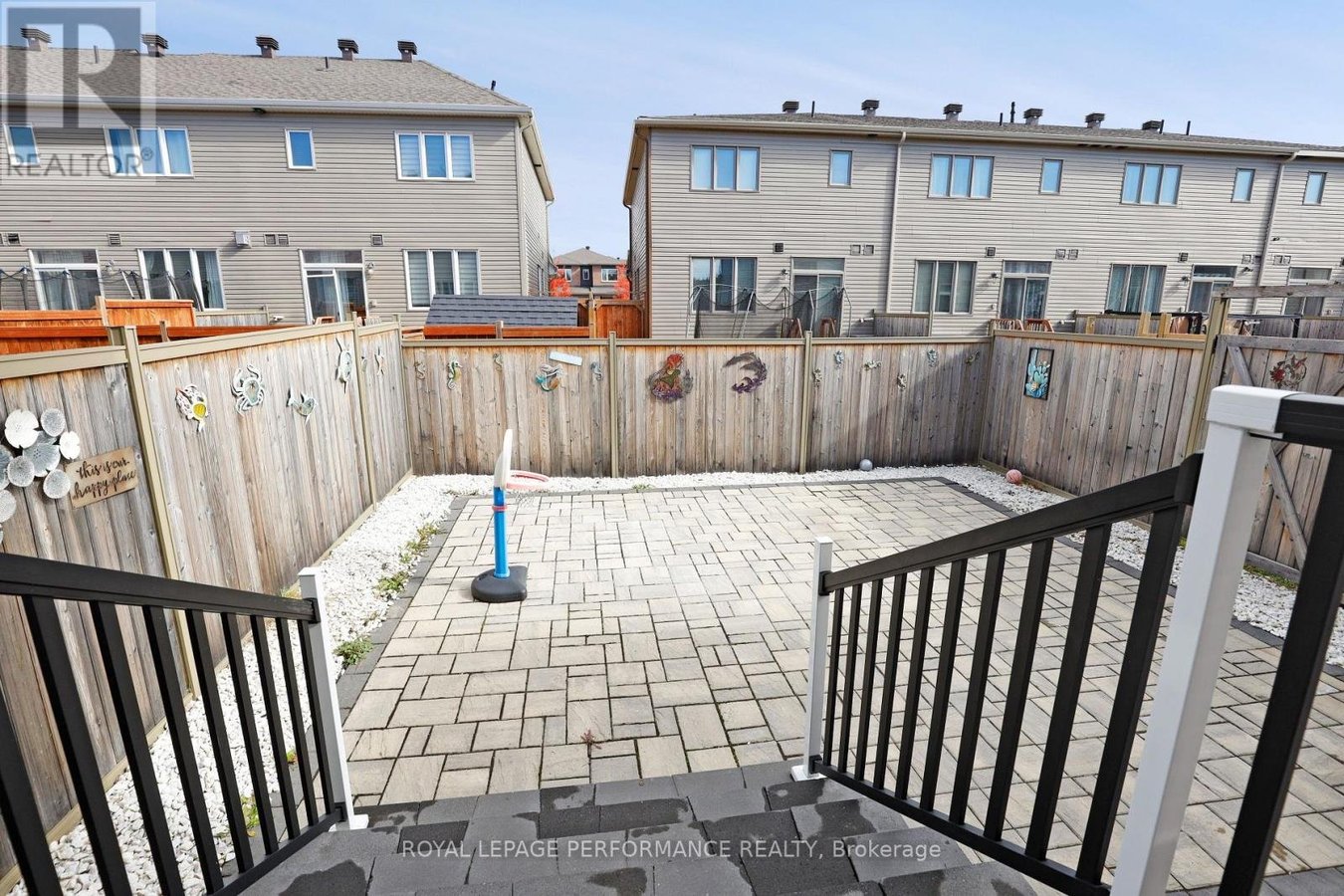 318 GUPPY GROVE - Photo 32