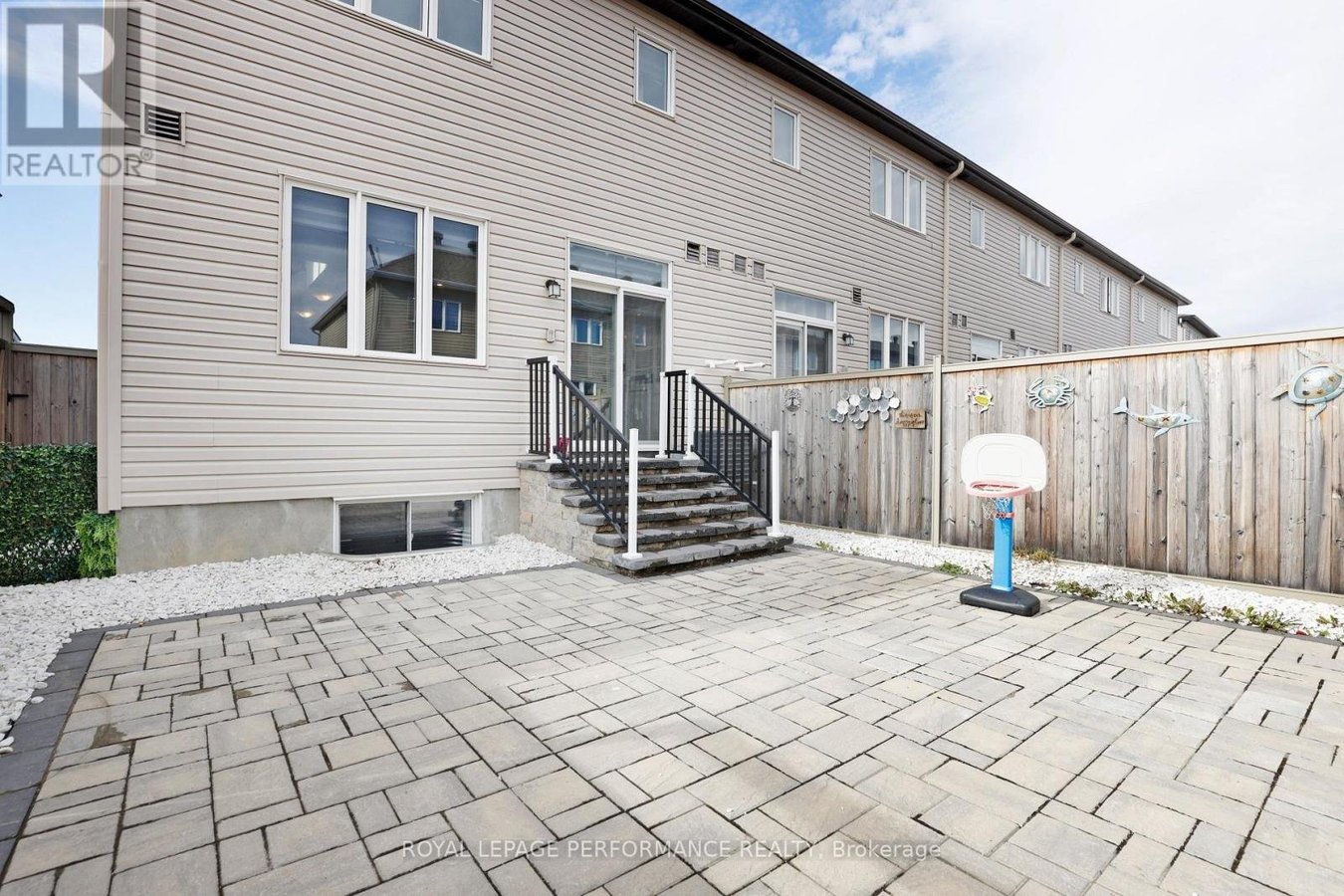318 GUPPY GROVE - Photo 33