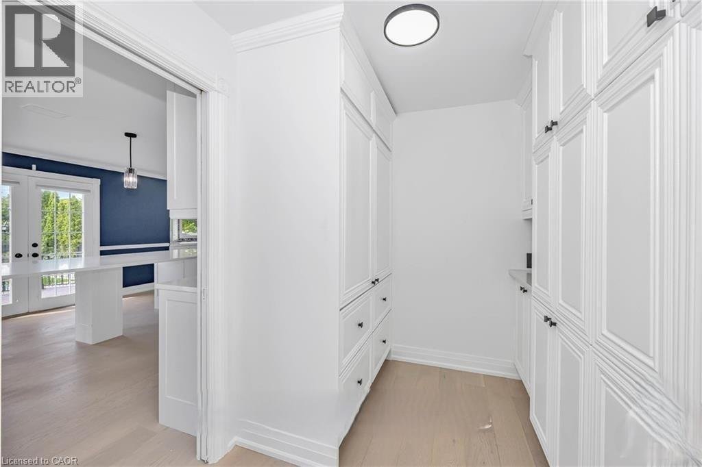 141 KERRY HILL Crescent - Photo 8