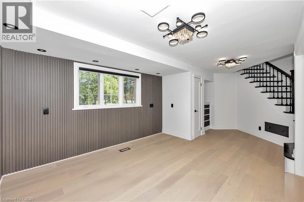 141 KERRY HILL Crescent - Photo 10