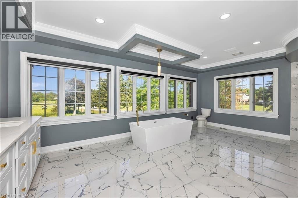 141 KERRY HILL Crescent - Photo 17