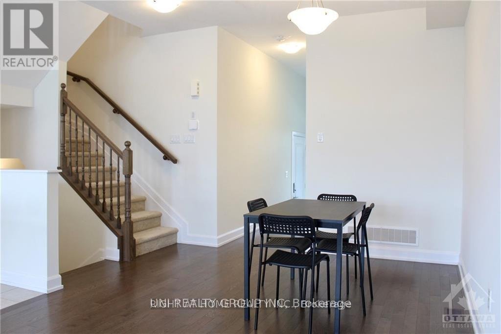 151 BENDING WAY - Photo 4