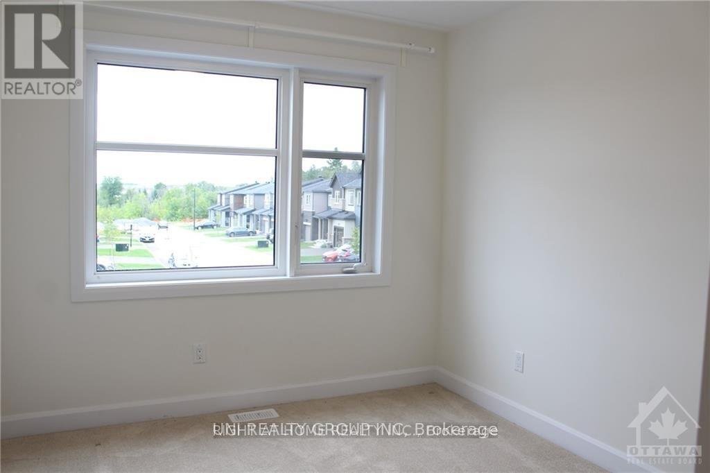 151 BENDING WAY - Photo 10
