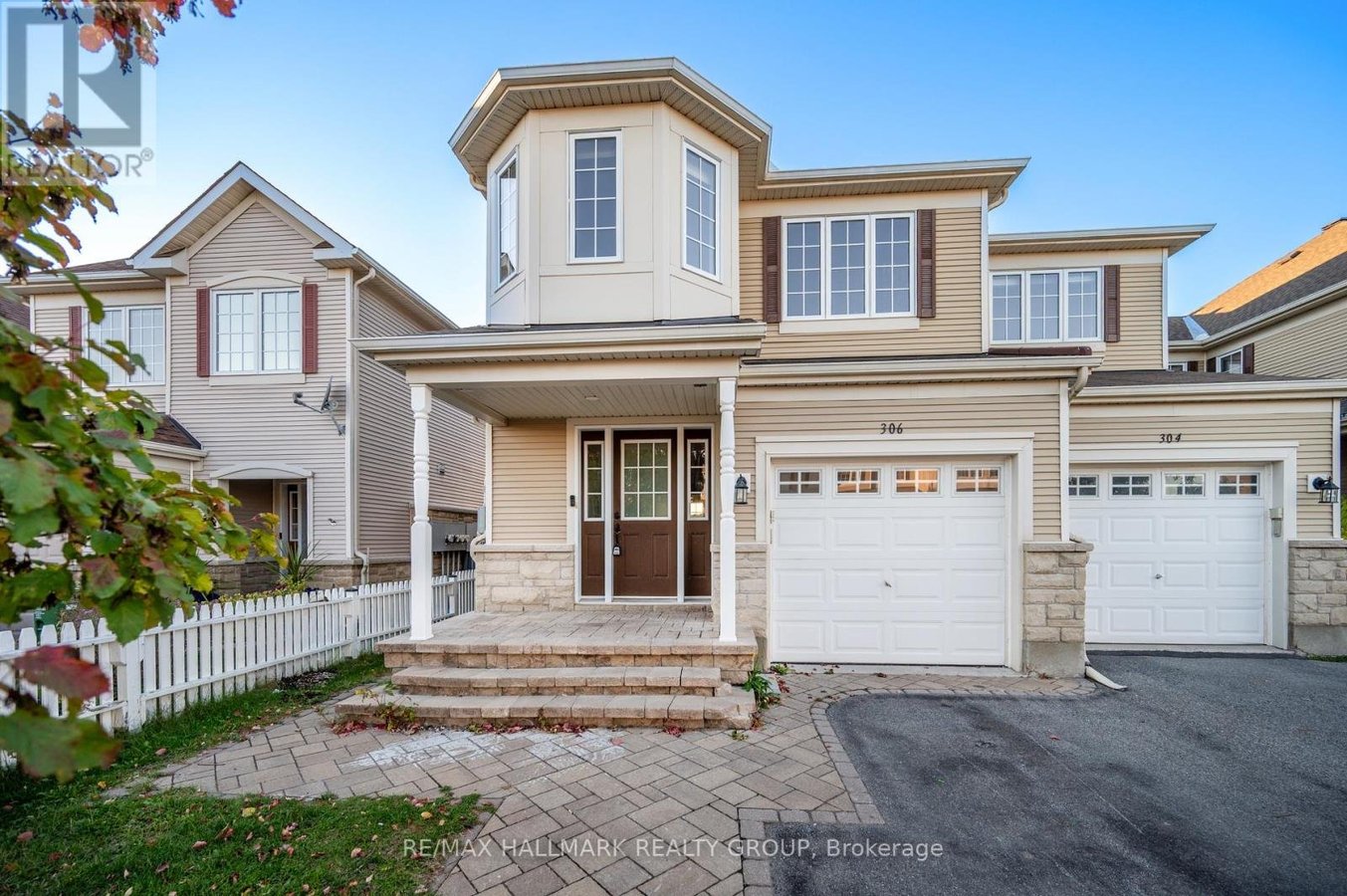 306 TABARET STREET - Photo 2