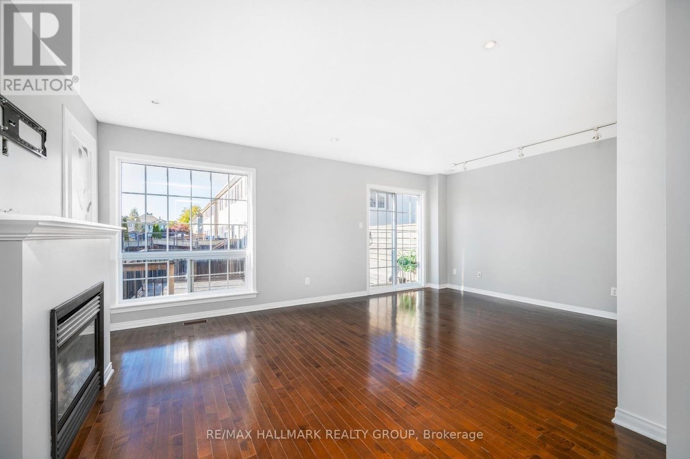 306 TABARET STREET - Photo 9
