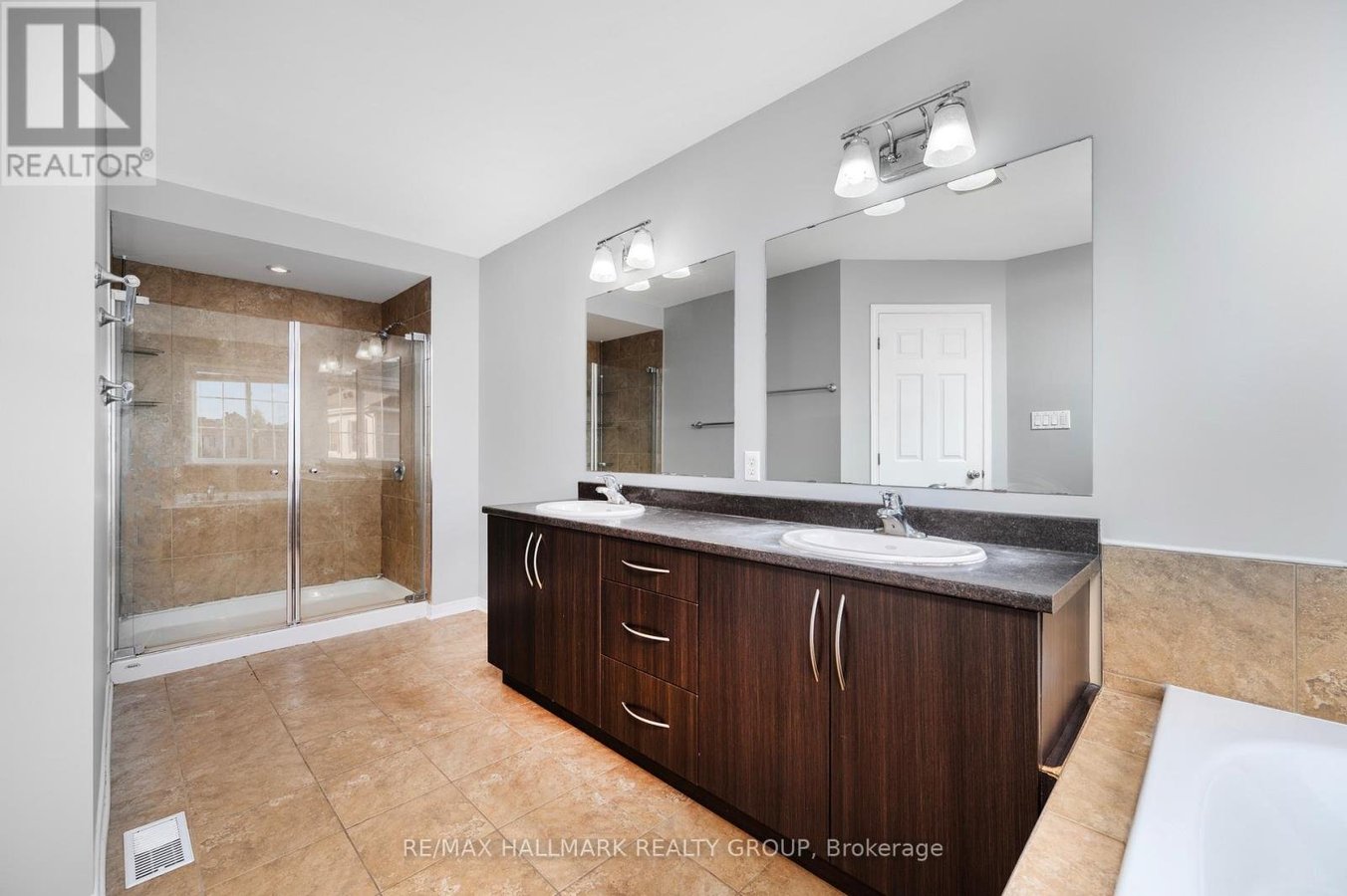 306 TABARET STREET - Photo 24