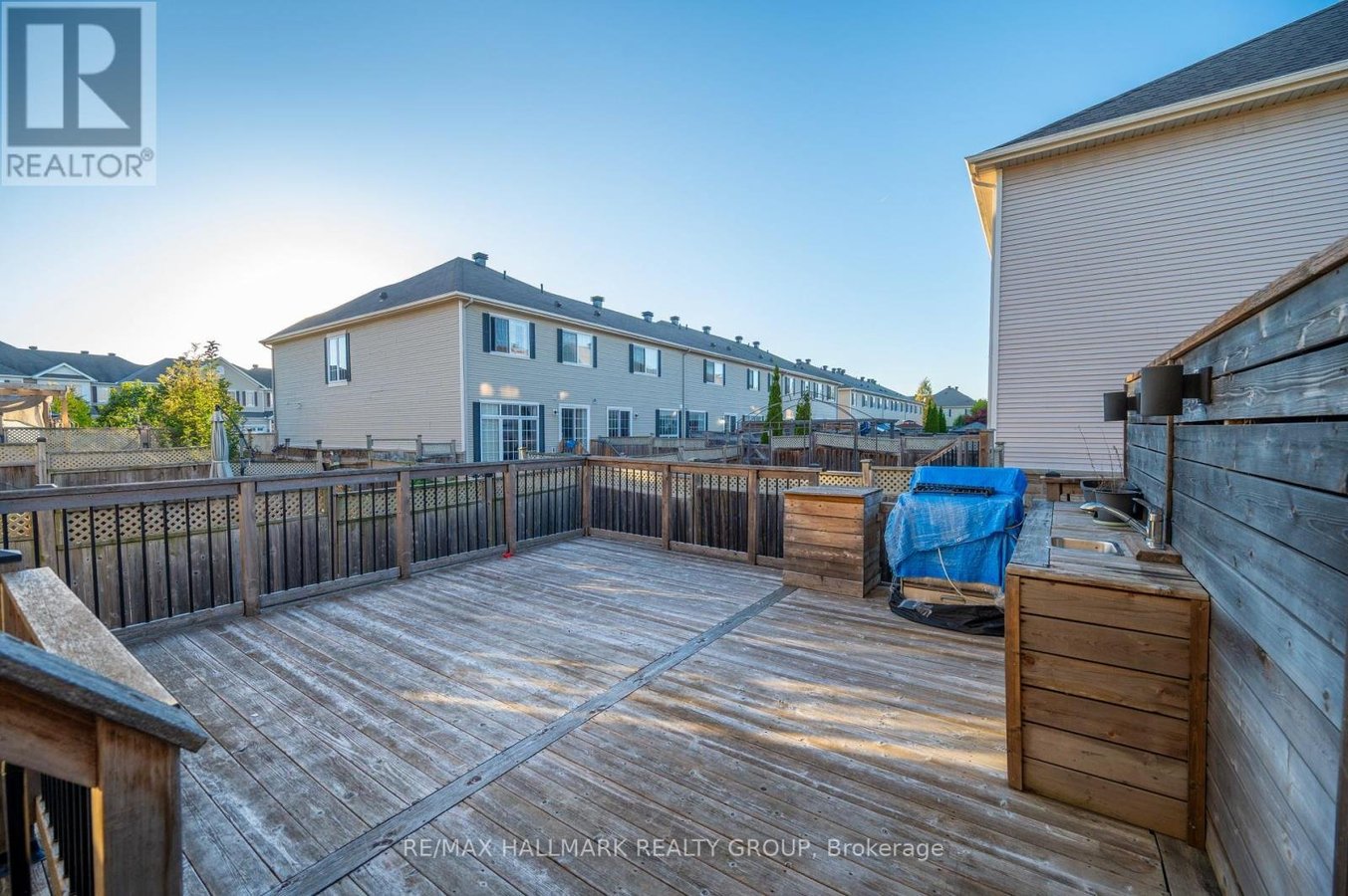 306 TABARET STREET - Photo 41