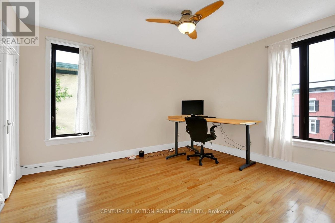 58 VAUGHAN STREET - Photo 23