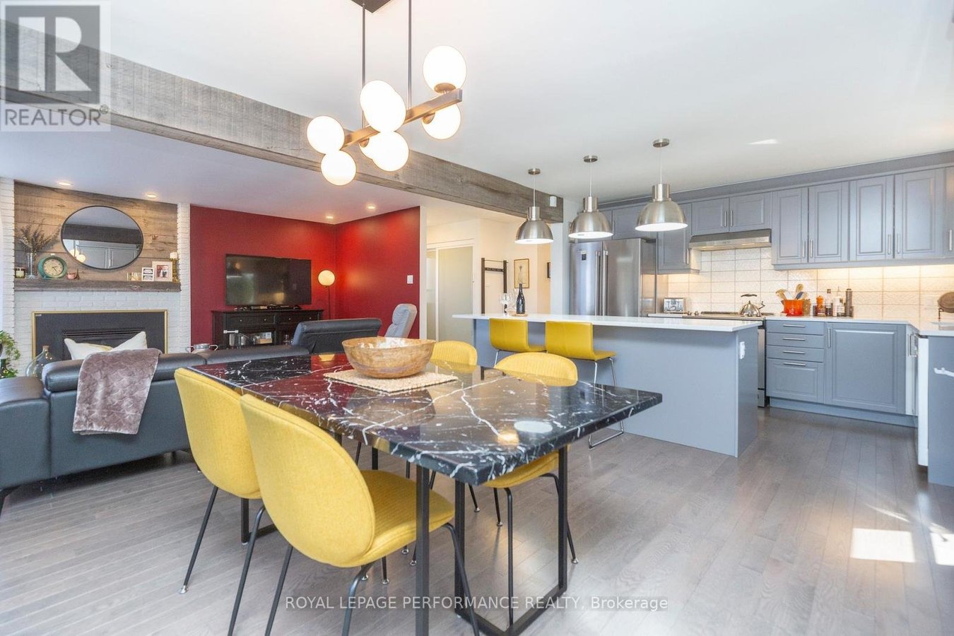 2018 QUINCY AVENUE - Photo 8