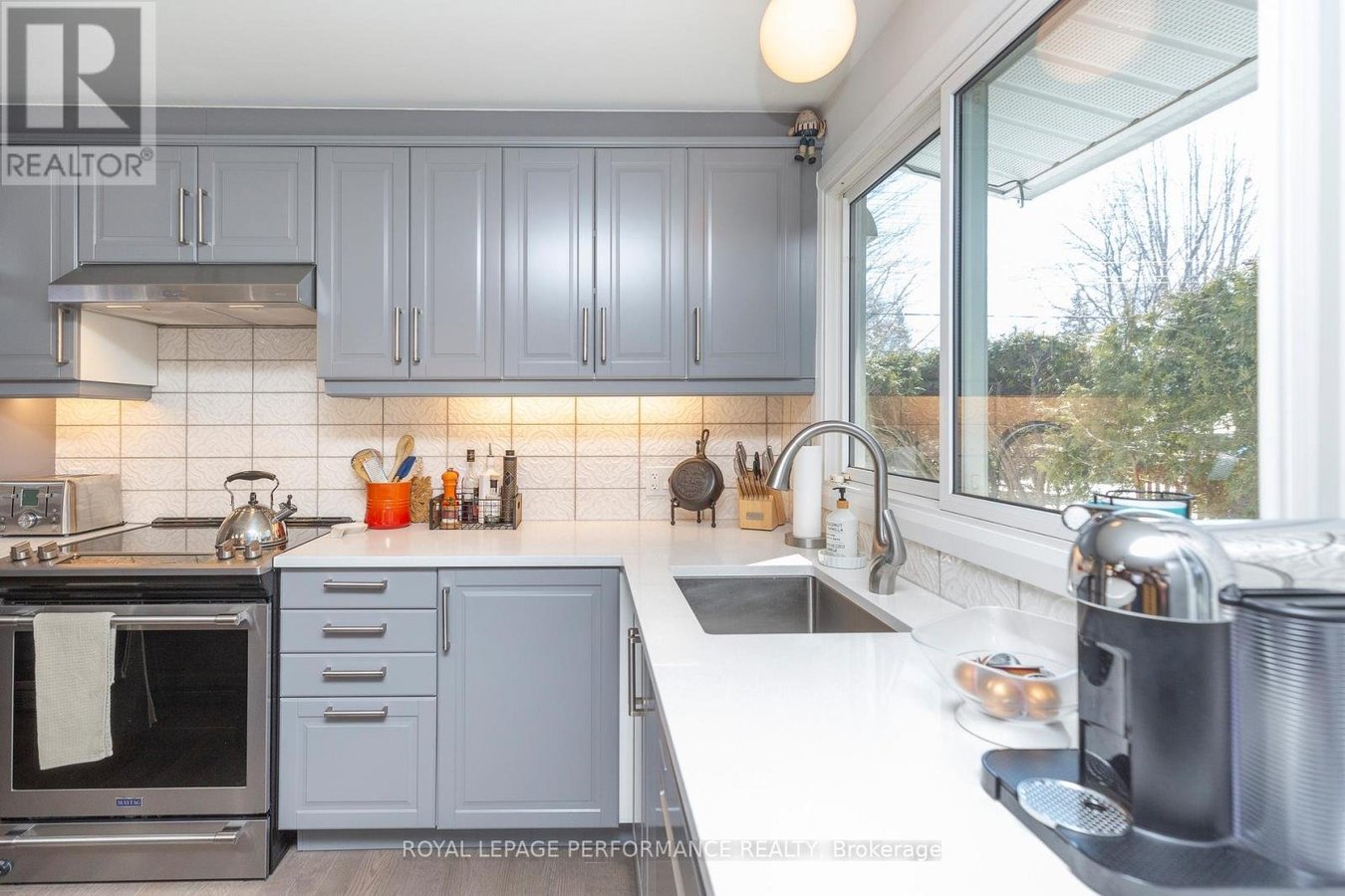 2018 QUINCY AVENUE - Photo 10