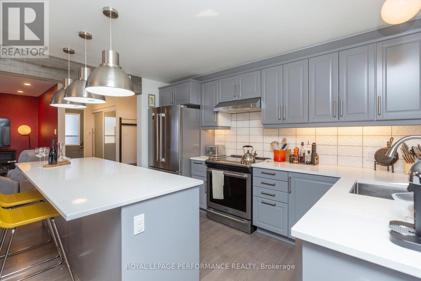 2018 QUINCY AVENUE - Photo 11