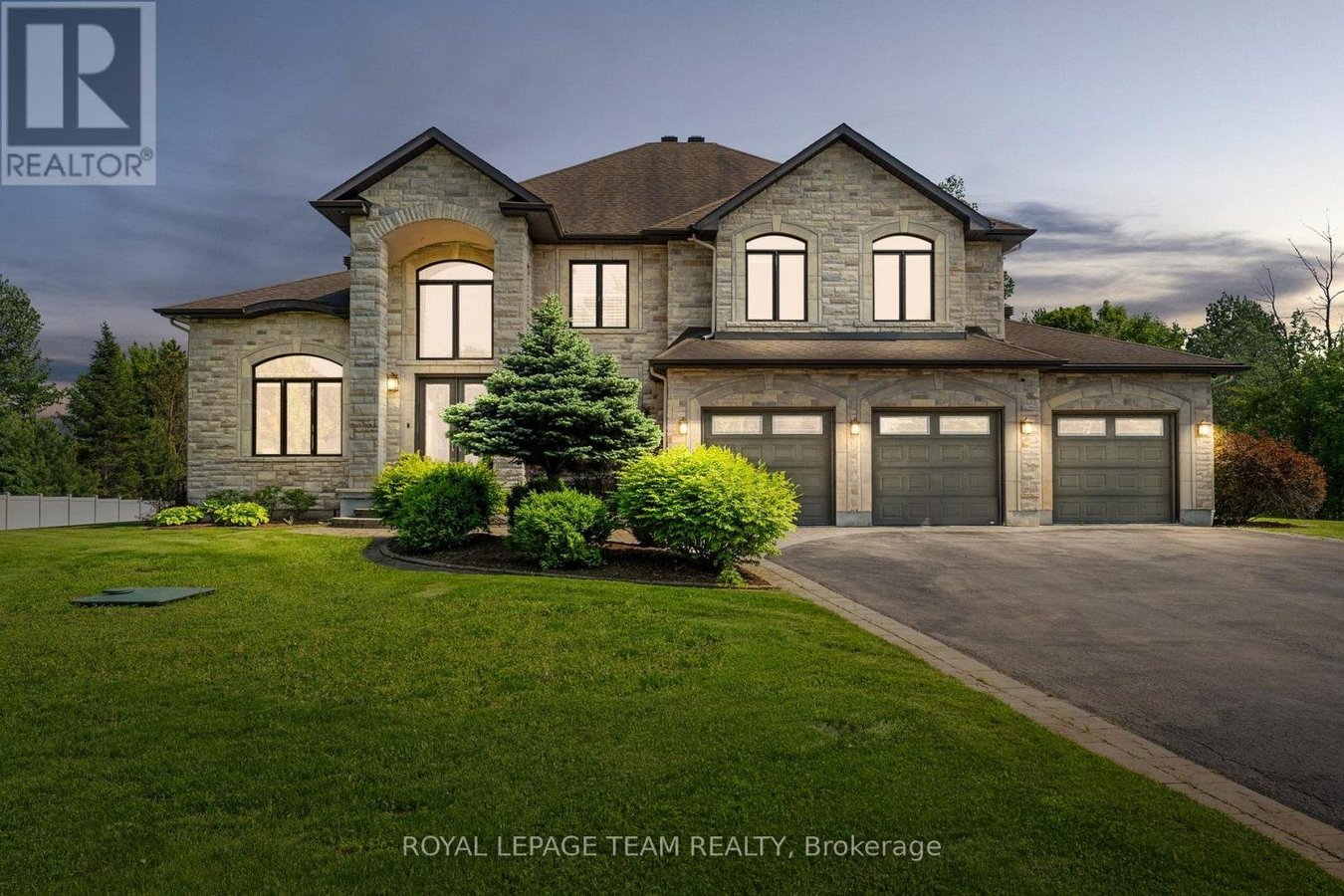 6132 PEBBLEWOODS DRIVE - Photo 1