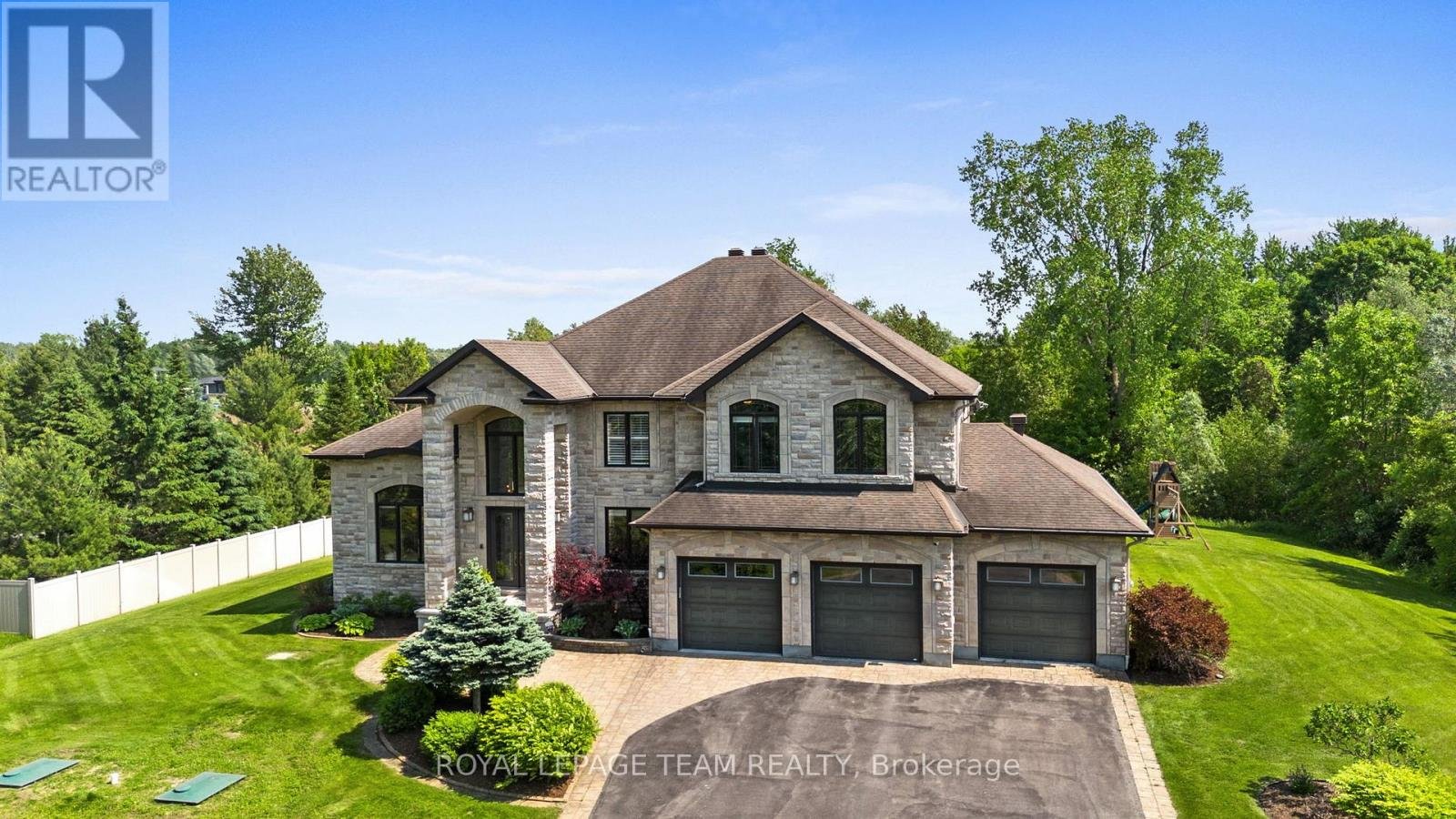 6132 PEBBLEWOODS DRIVE - Photo 2