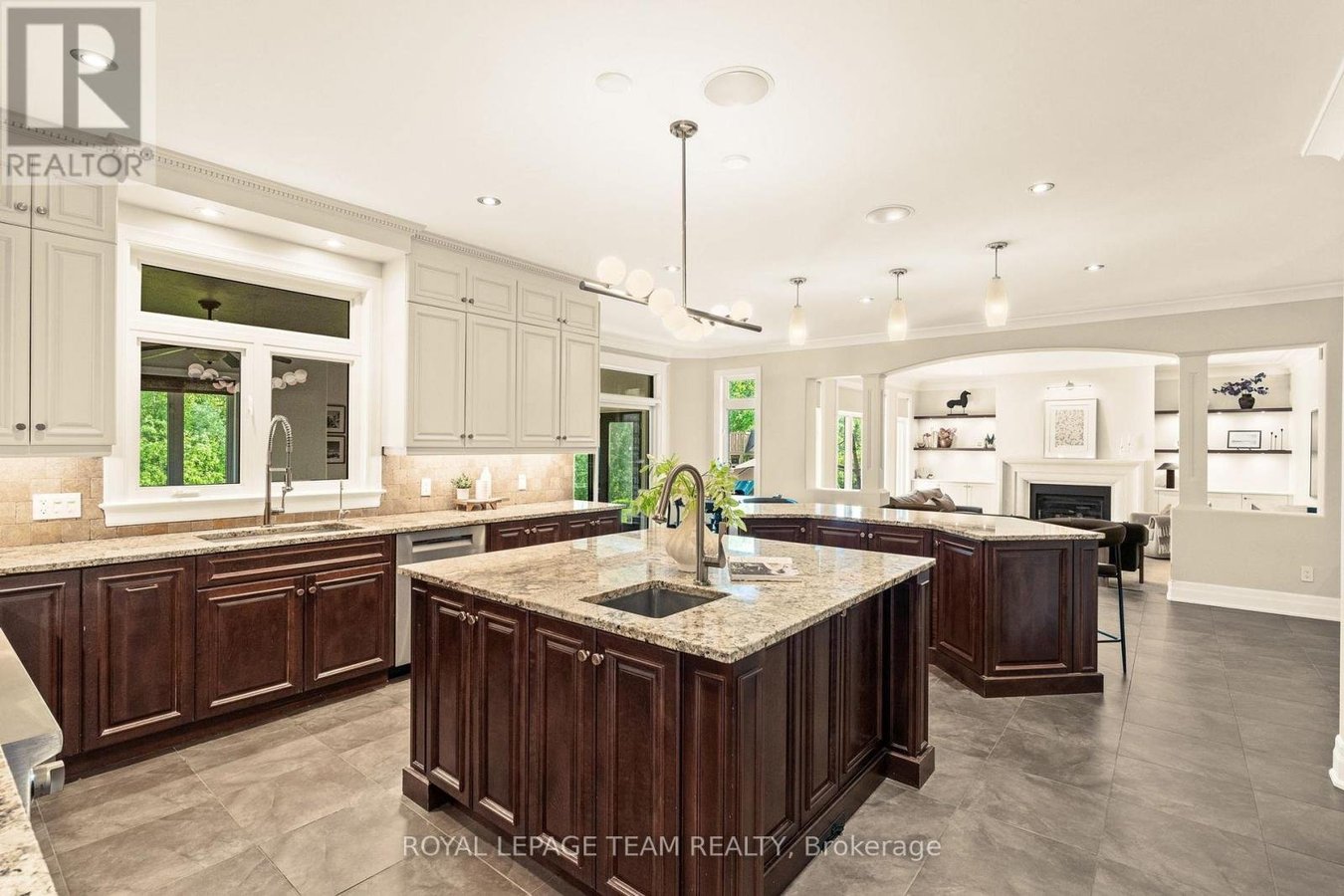 6132 PEBBLEWOODS DRIVE - Photo 13