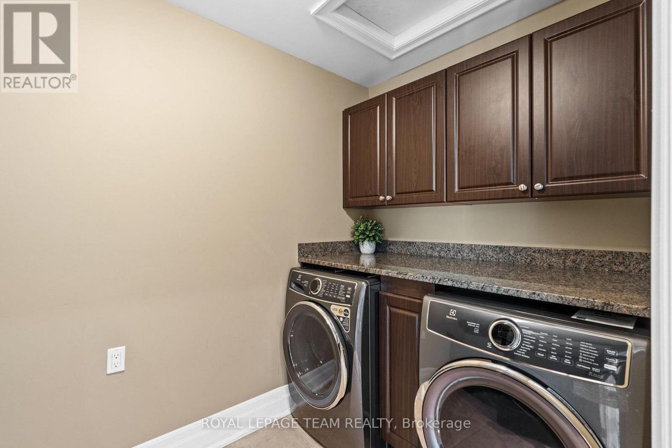 6132 PEBBLEWOODS DRIVE - Photo 29