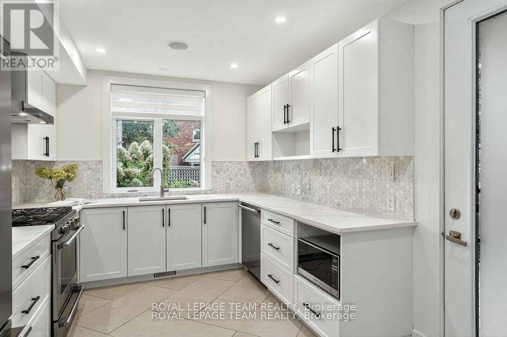 16 FIRST AVENUE - Photo 7