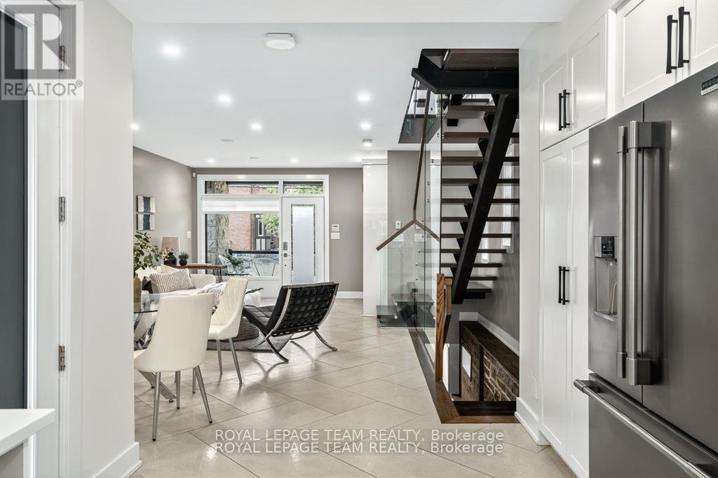 16 FIRST AVENUE - Photo 10