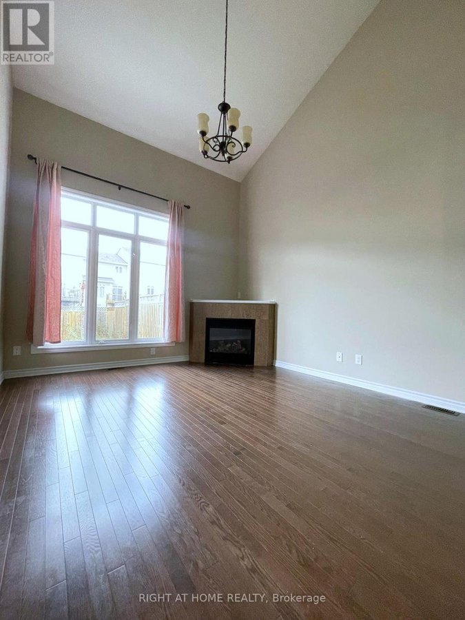 359 KINGBROOK DRIVE - Photo 2