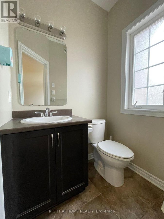 359 KINGBROOK DRIVE - Photo 8