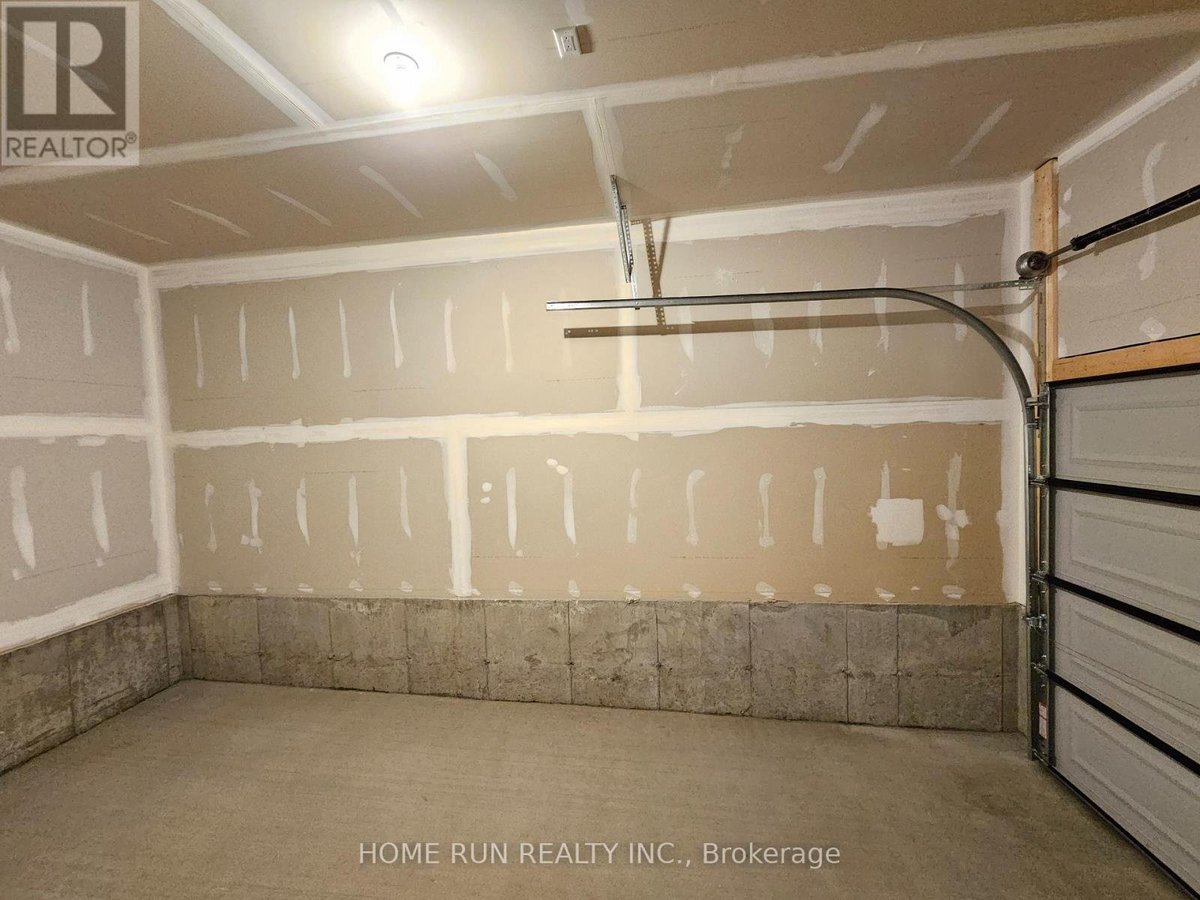 948 EILEEN VOLLICK CRESCENT - Photo 26