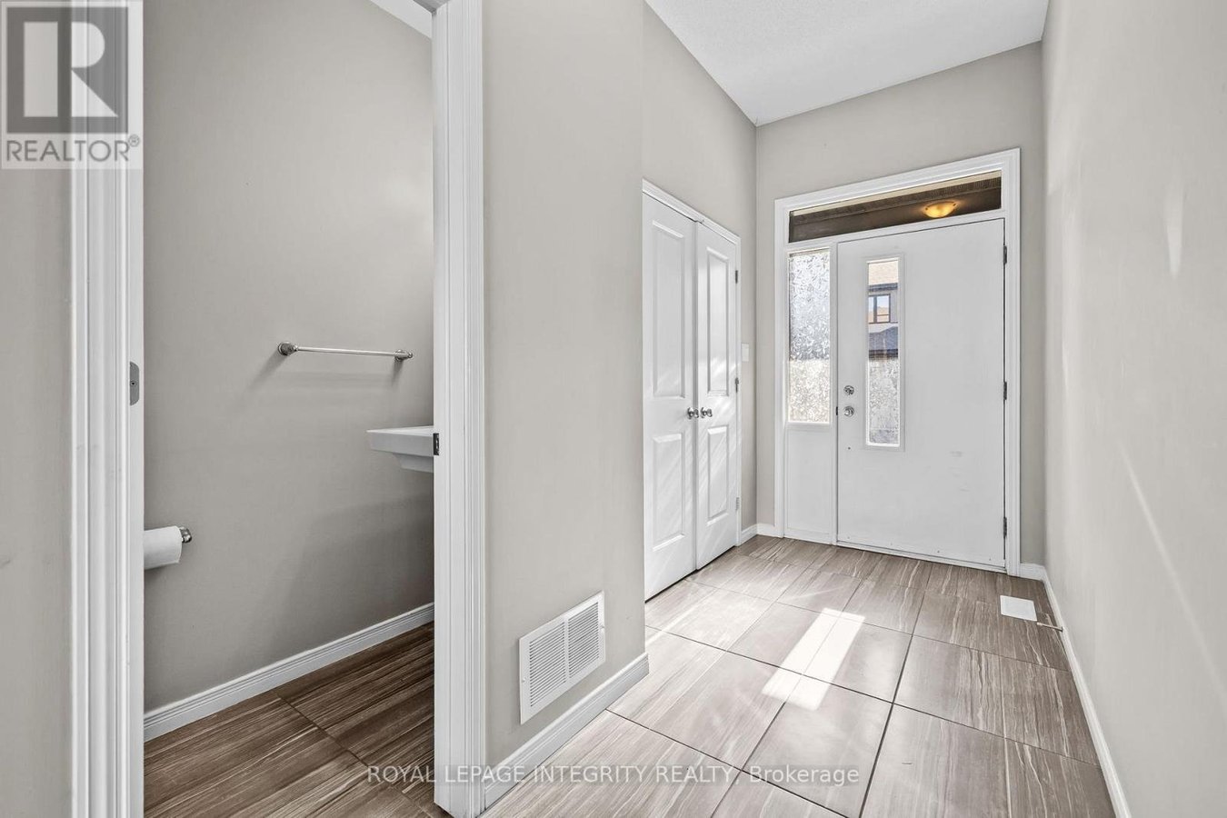 14 HACKNEY PRIVATE - Photo 2