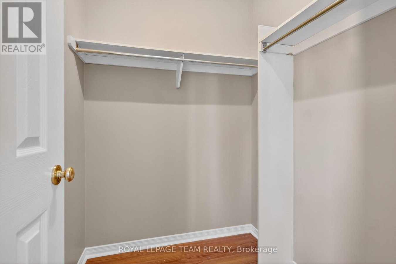 24 HEMLO CRESCENT - Photo 29