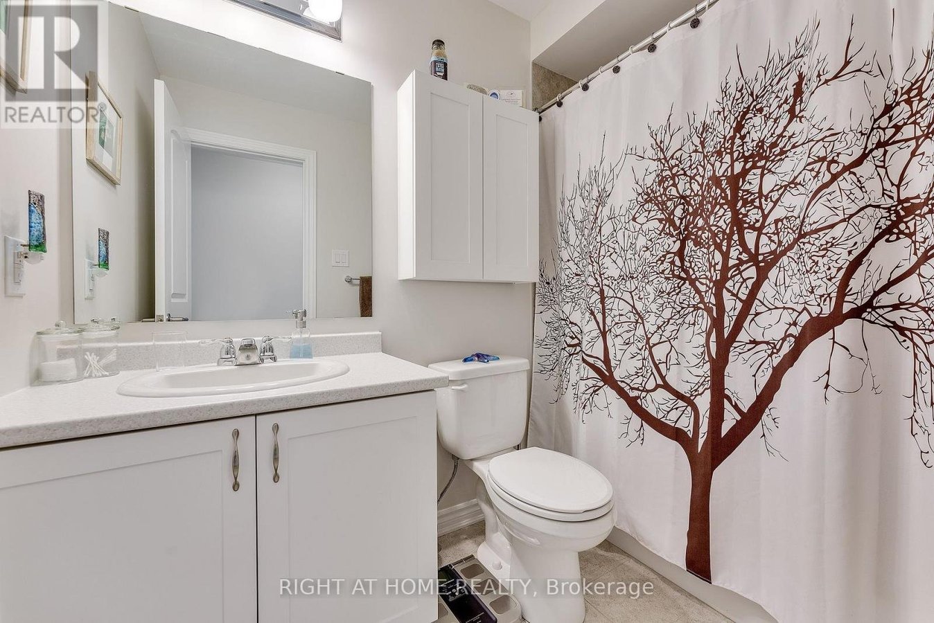 715 DERREEN AVENUE - Photo 25