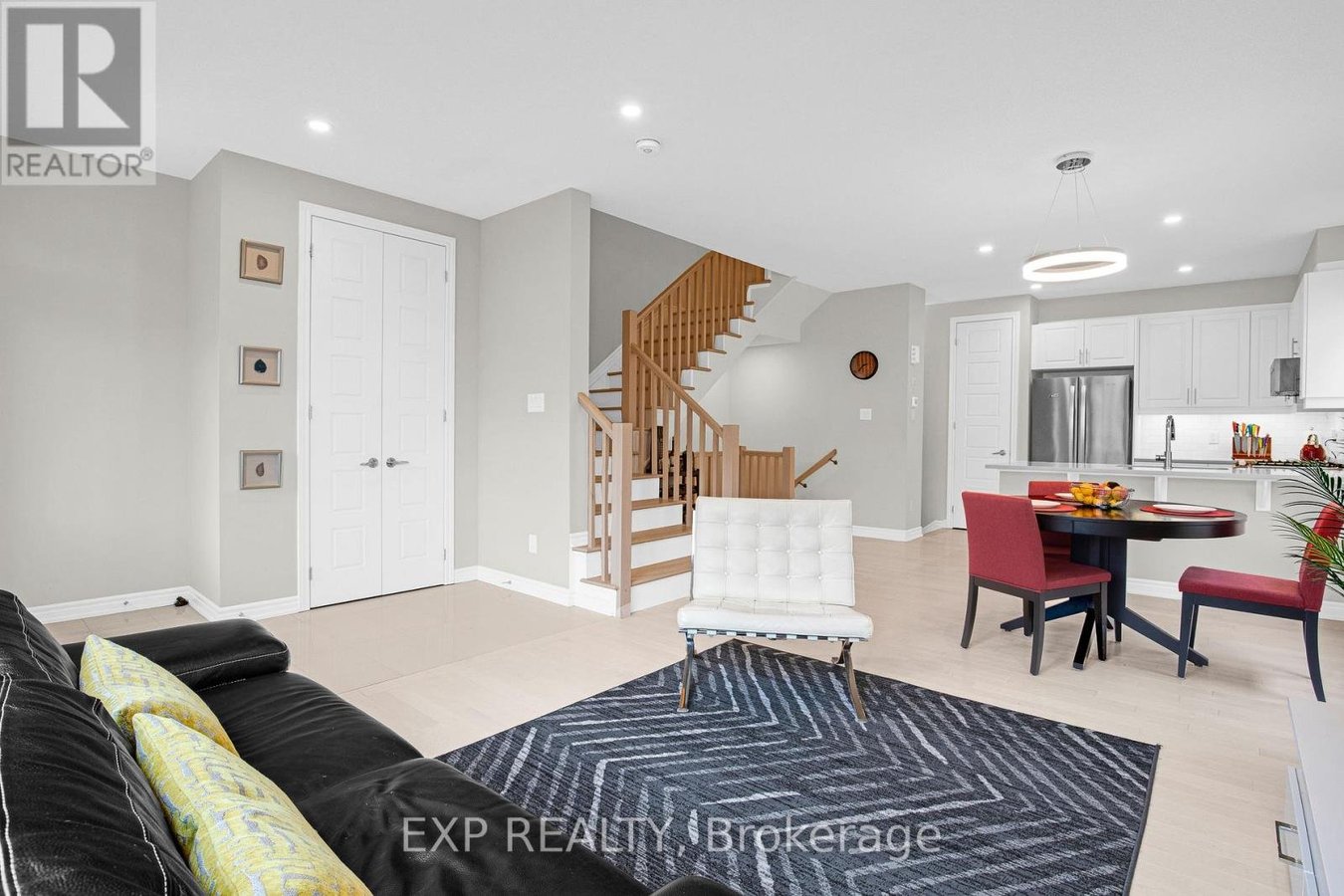 1082 CHAPMAN MILLS DRIVE - Photo 4