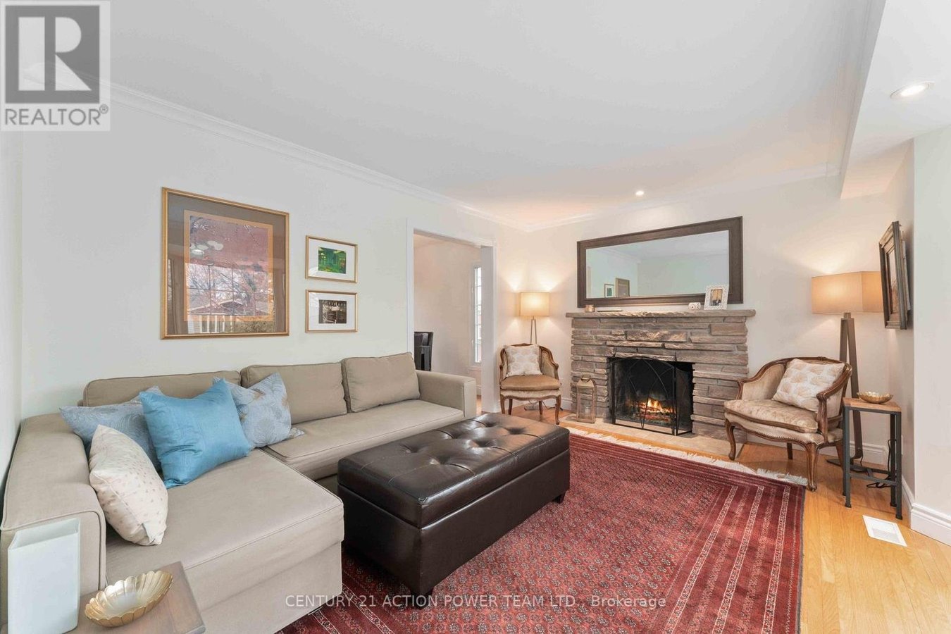 594 NOBLE CRESCENT - Photo 4