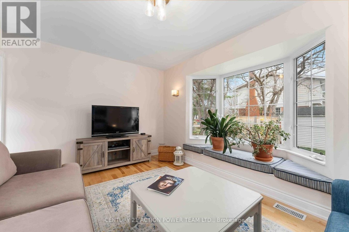 594 NOBLE CRESCENT - Photo 14