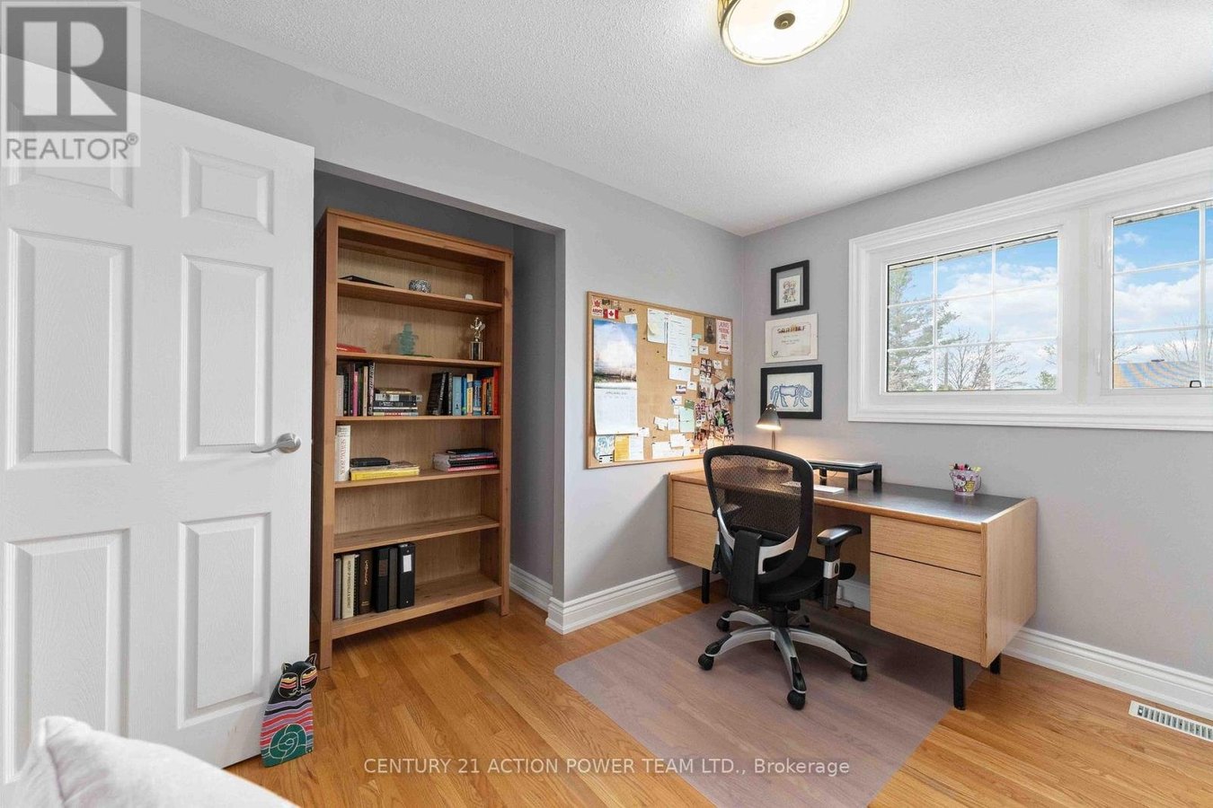 594 NOBLE CRESCENT - Photo 23